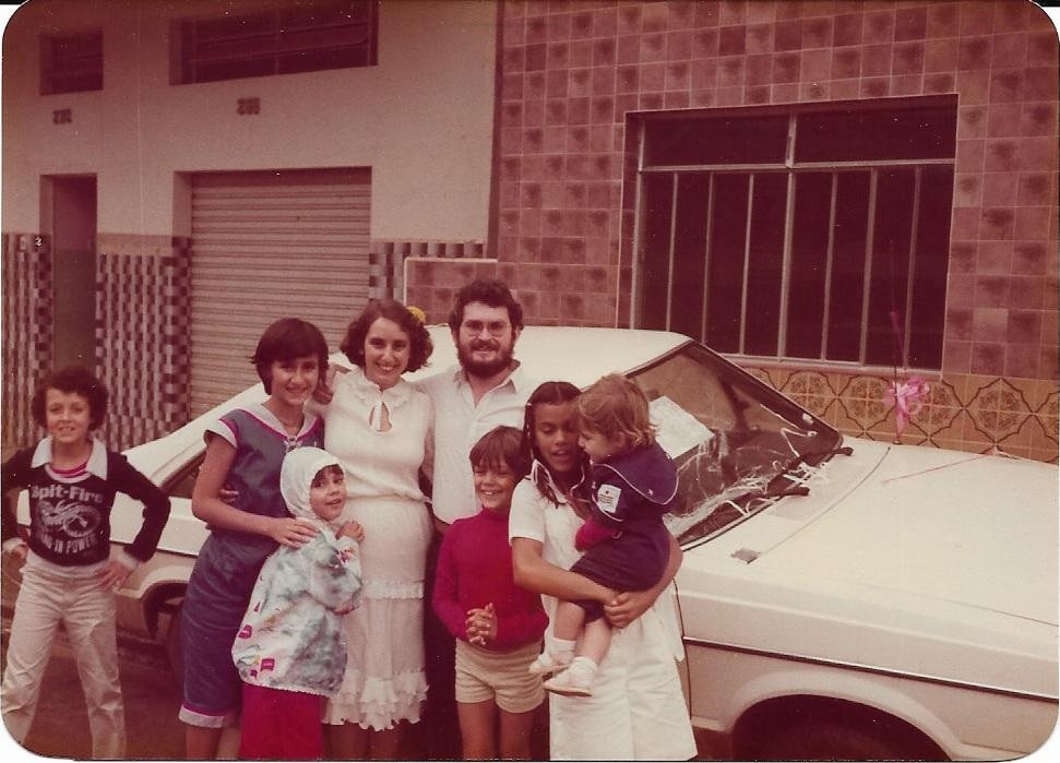 Vermelho e Goretti no dia do casamento com sobrinhos 1981